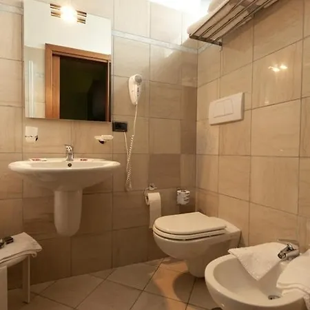 Evoluzione Food And More Hotel Corato